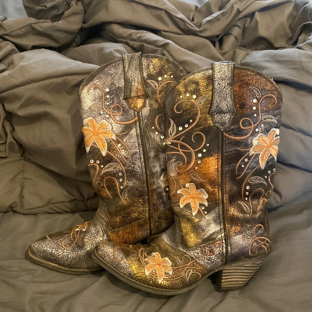 Women’s Durango size 7M boots